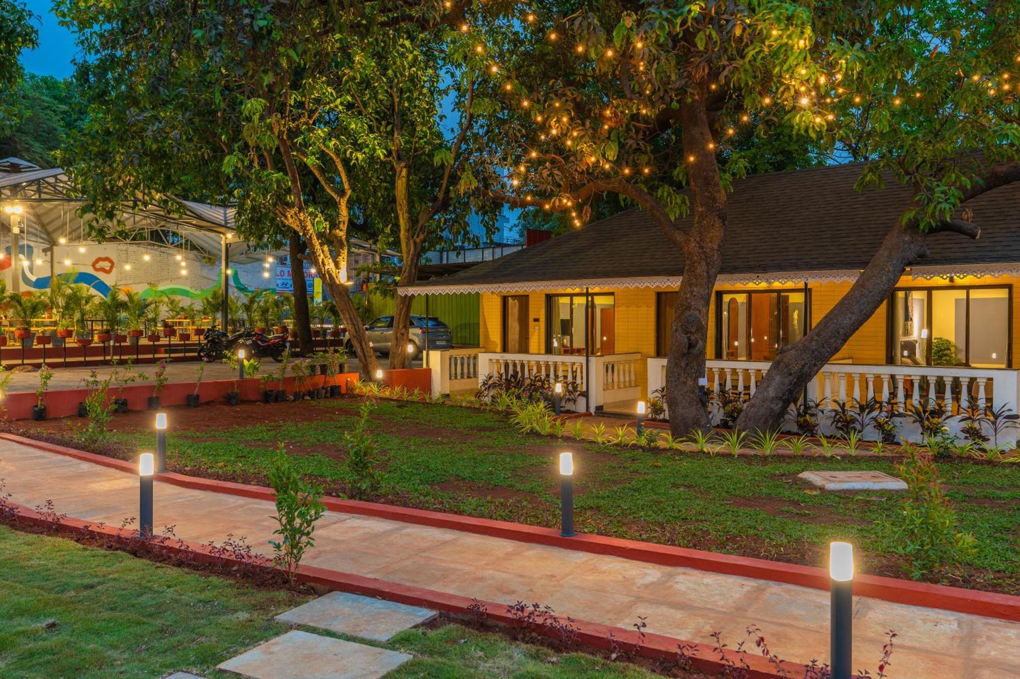 The Hosteller Lonavala, City Centre Exterior foto