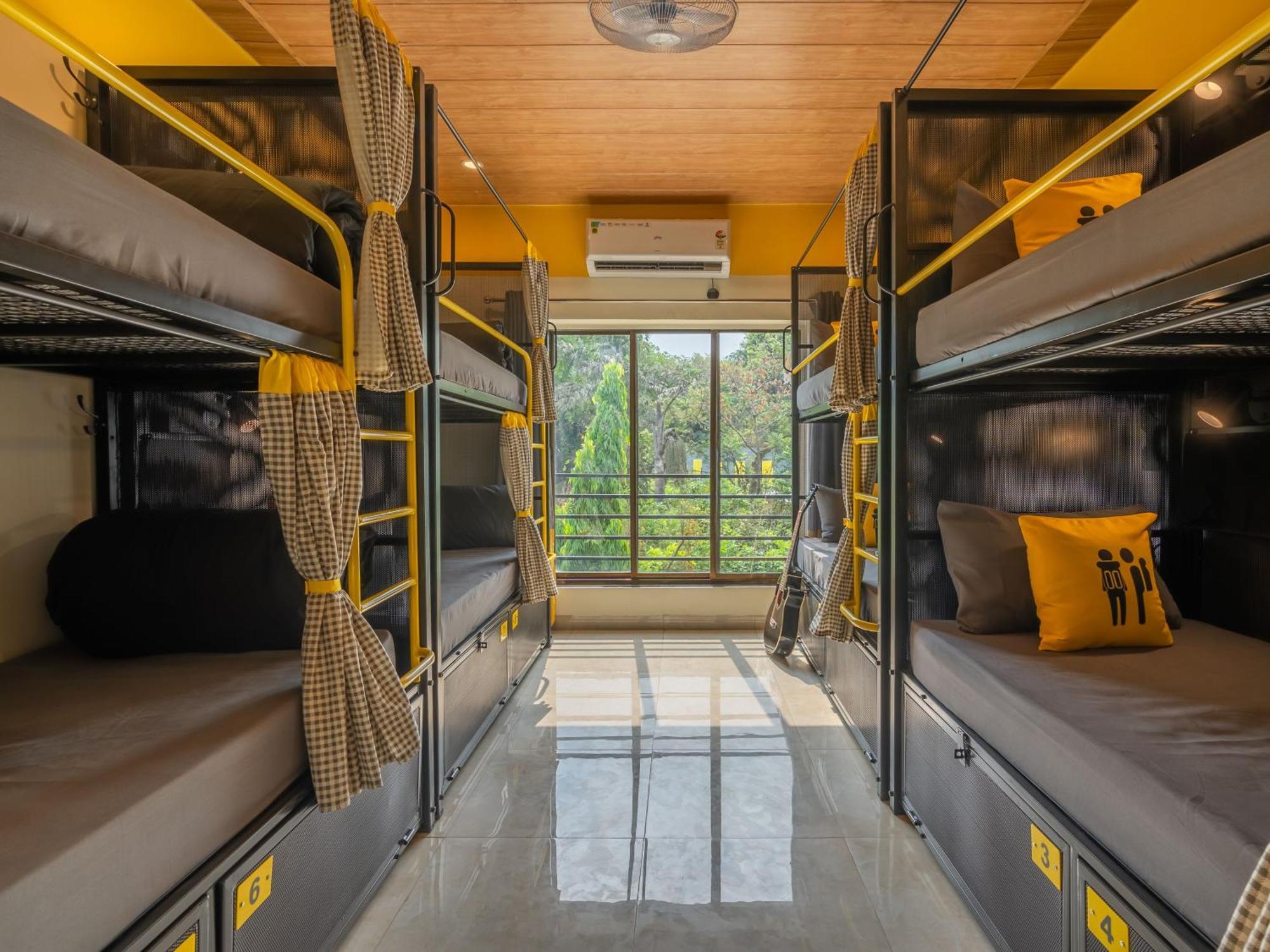 The Hosteller Lonavala, City Centre Exterior foto