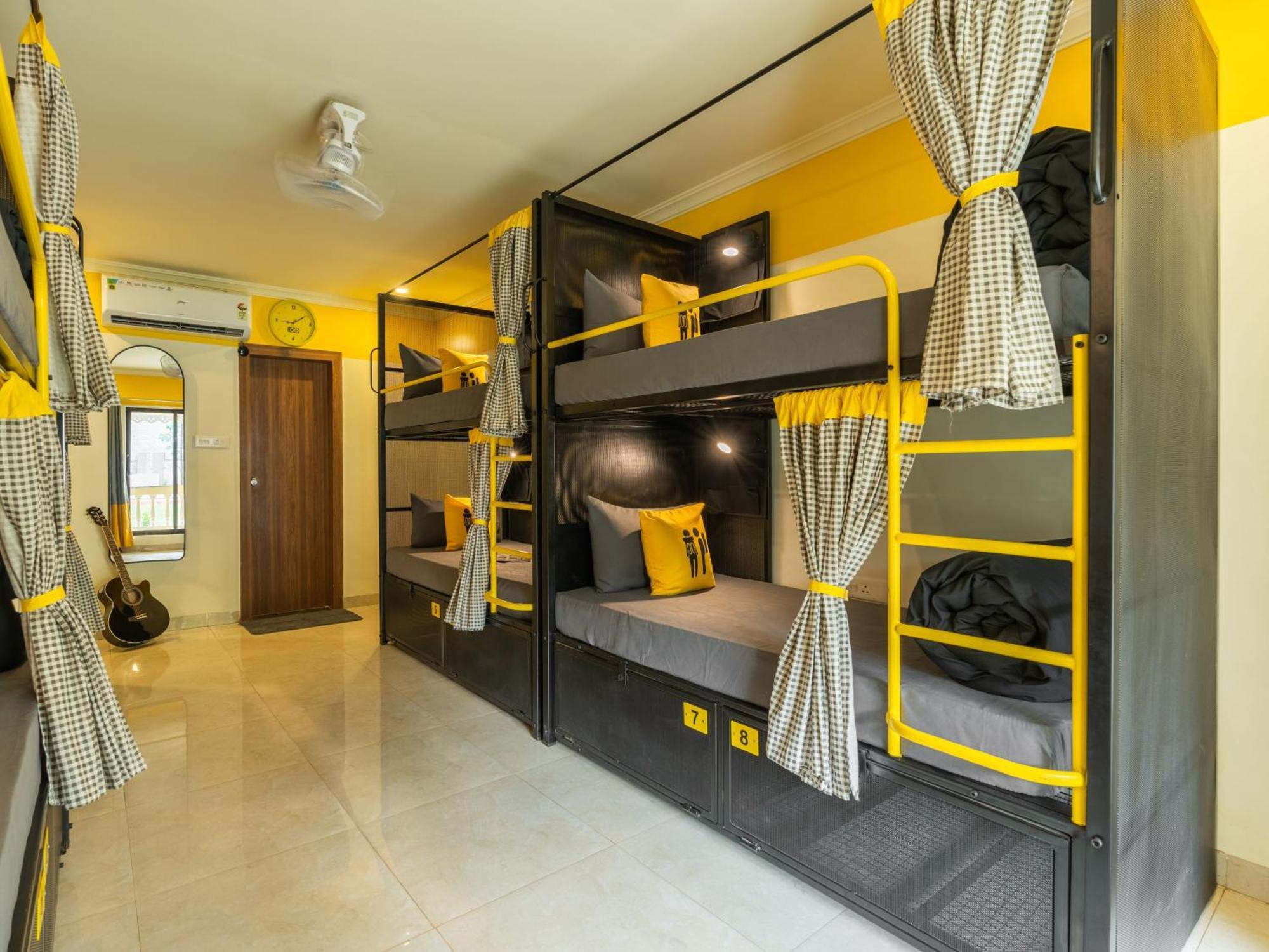 The Hosteller Lonavala, City Centre Exterior foto